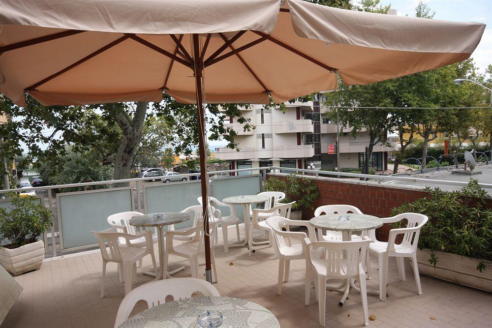 Hotel Sole Mio Rimini Luaran gambar