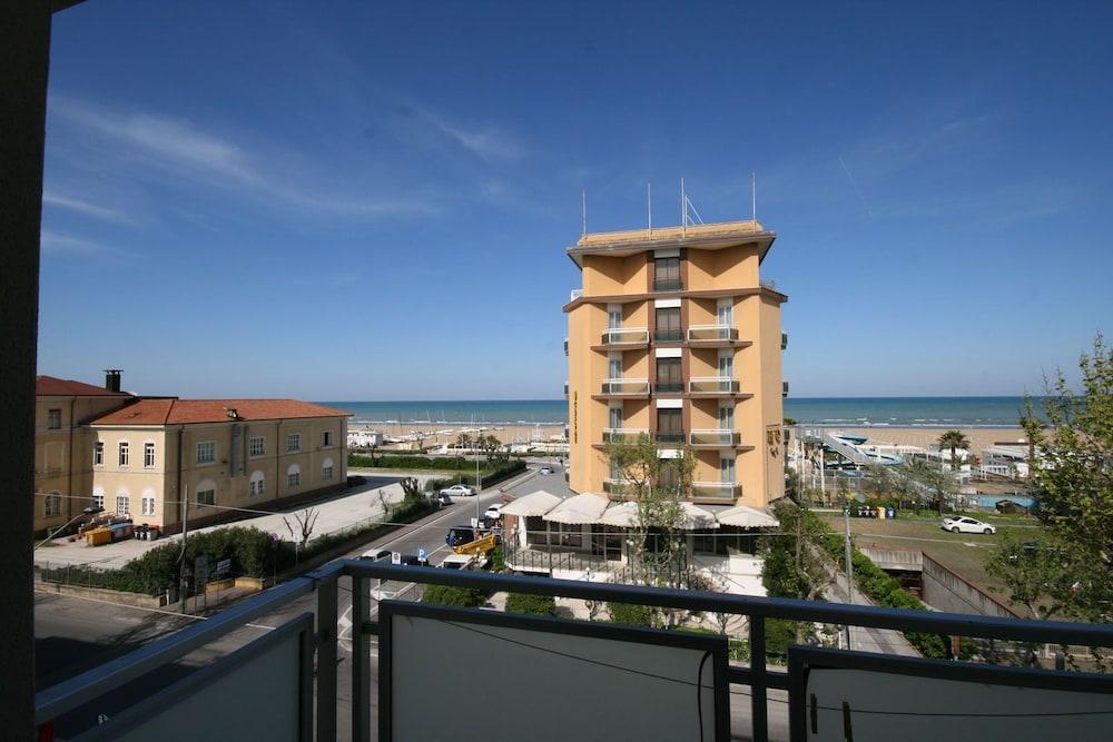 Hotel Sole Mio Marebello Luaran gambar