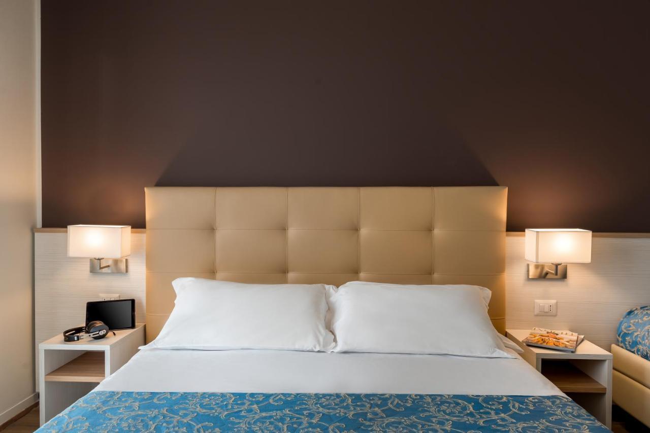 Hotel Sole Mio Rimini Luaran gambar