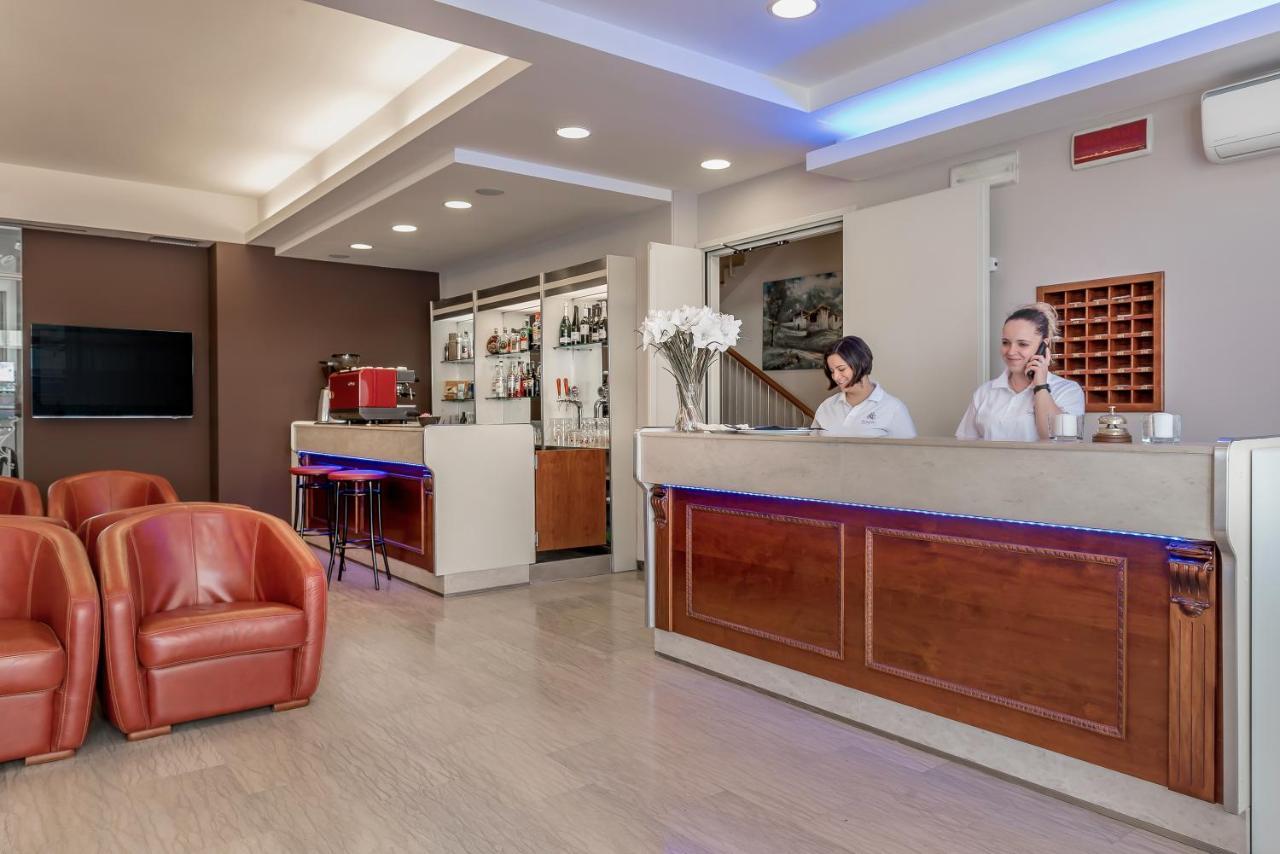 Hotel Sole Mio Rimini Luaran gambar
