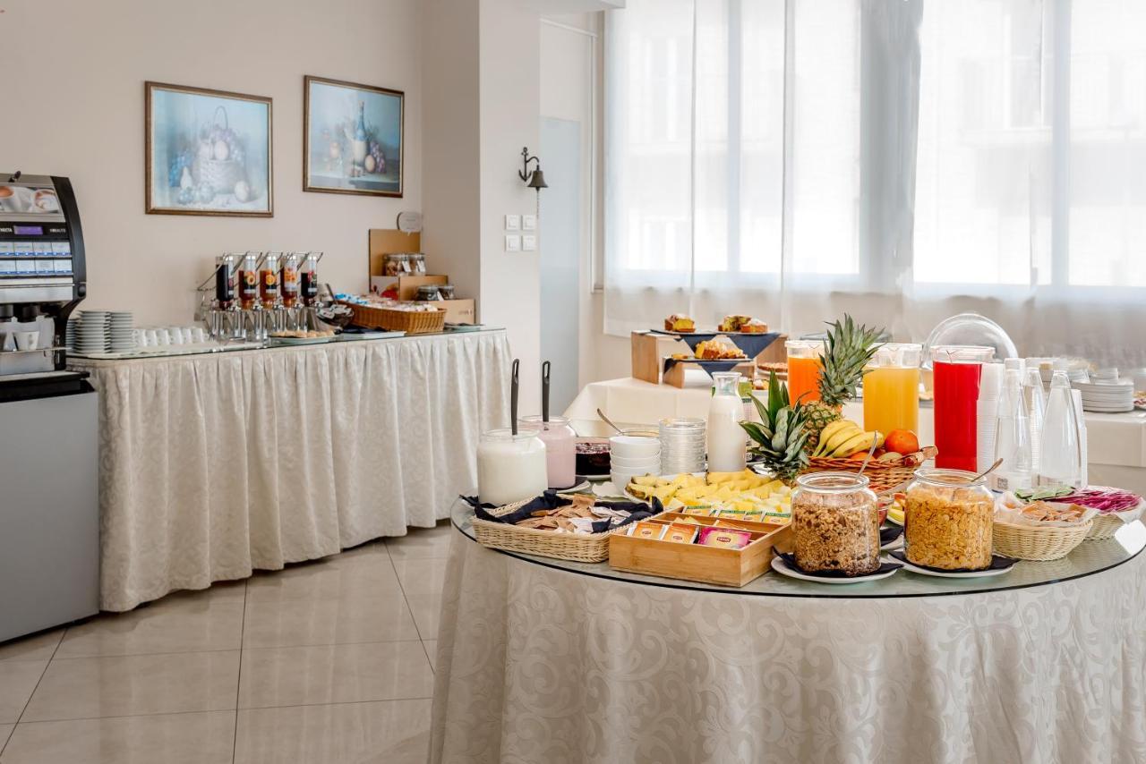 Hotel Sole Mio Rimini Luaran gambar