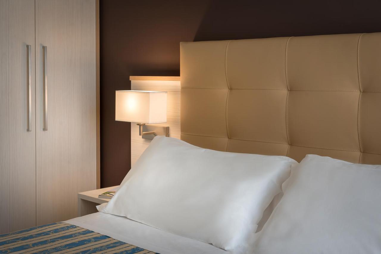 Hotel Sole Mio Rimini Luaran gambar